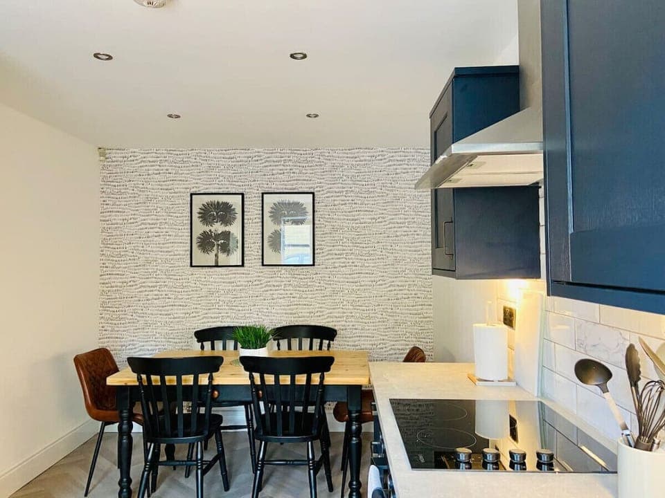 [Dining Room] Enjoy a tasty treat