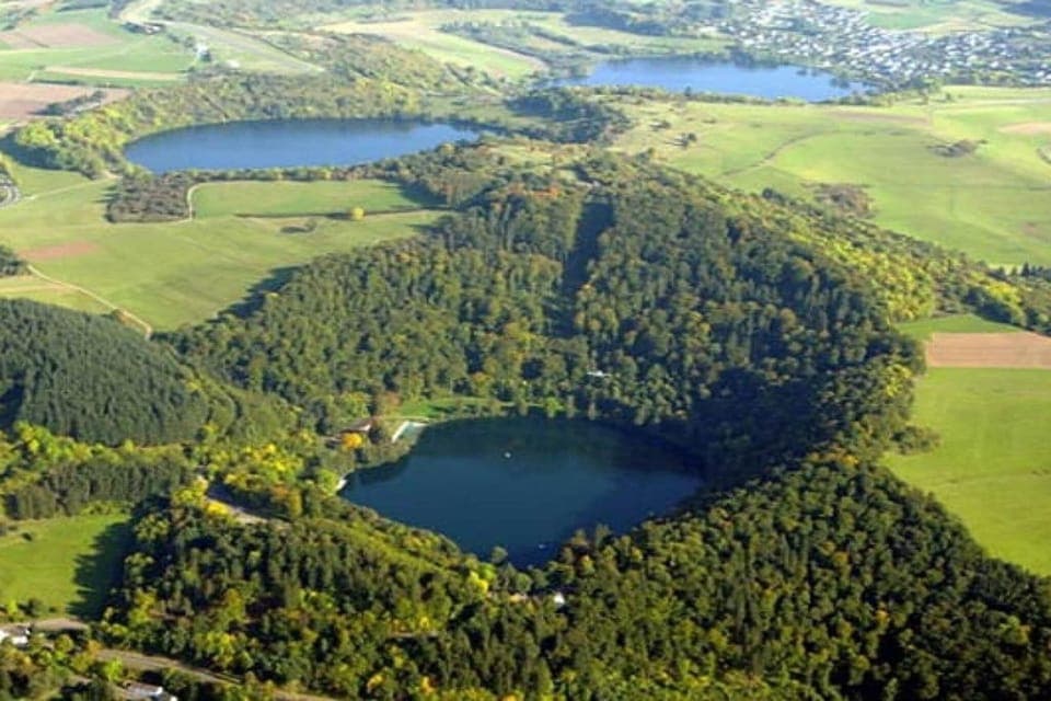 Surroundings [summer] (1-5 km)