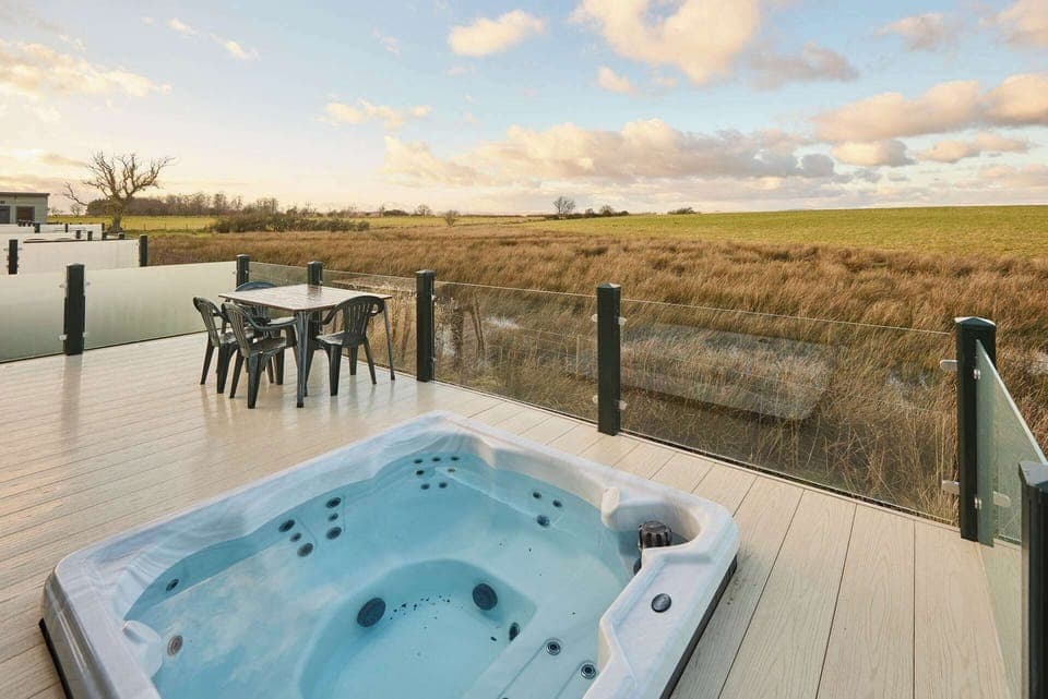 Portland 2, Low Gate - Host & Stay