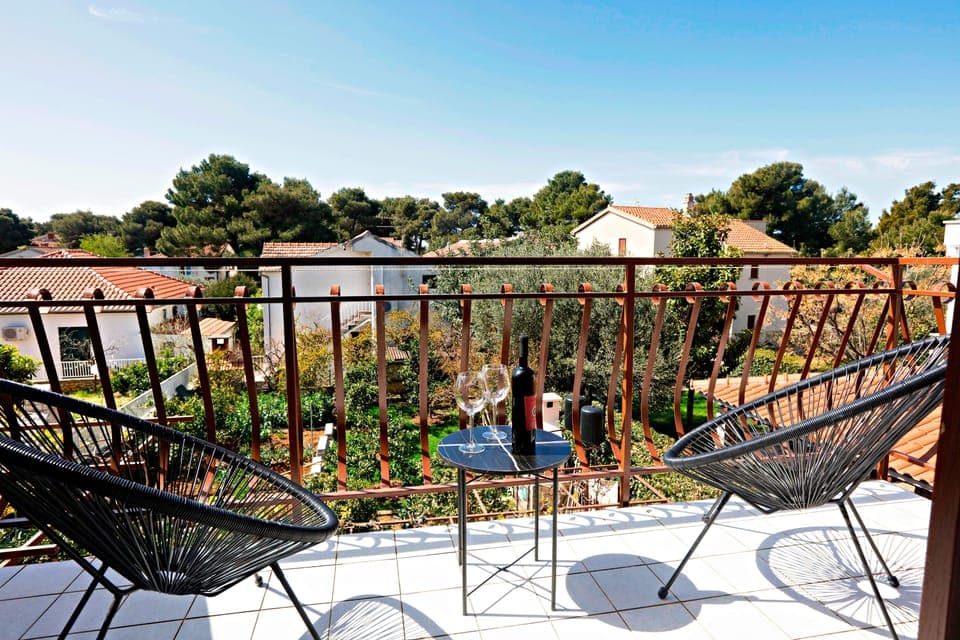 Balcony 1