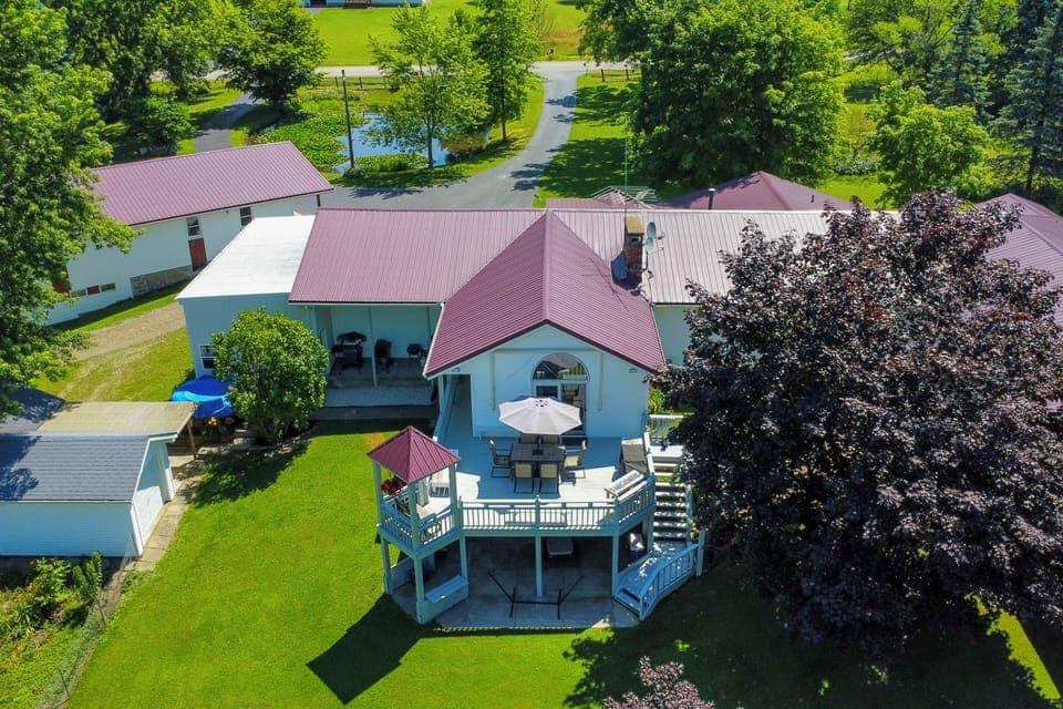 North East Vacation Rental | 6BR | 3.5BA | 4,200 Sq Ft | 4 Steps Required