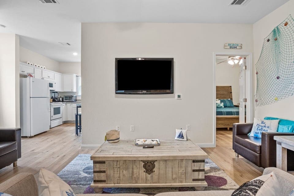 Living Room - Sleeper Sofa - Second Floor