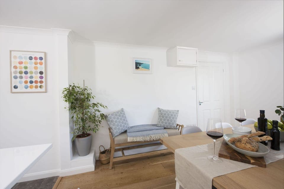 Poldreth, Porthtowan. Ground floor: Can you spot the colours of Cornwall?