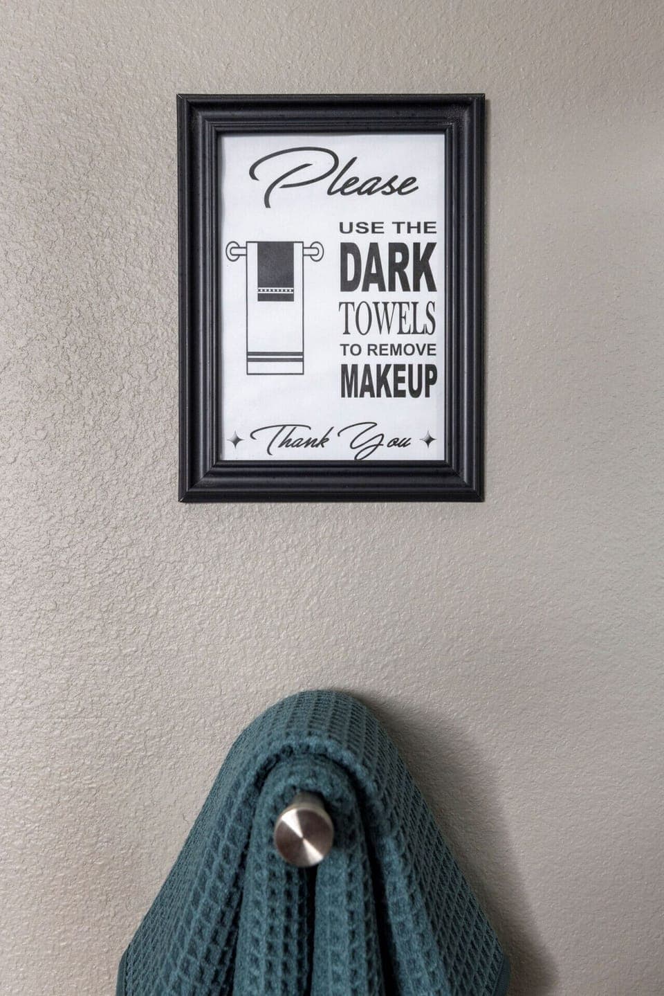 Remove your makeup with ease using our dark, plush makeup towels — because your comfort matters
