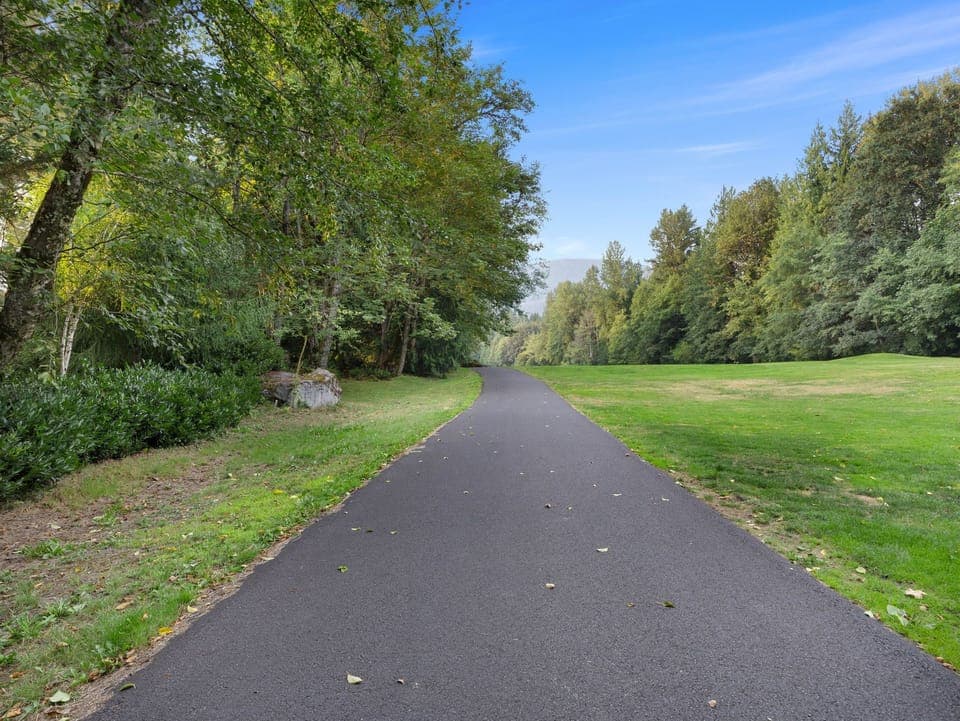 Fairway to Heaven- walking trails