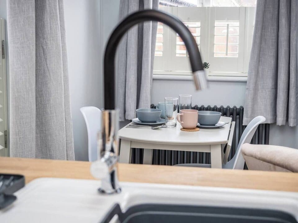 f245da38-d231-4ae2-ba7f-0820a80fb5d6