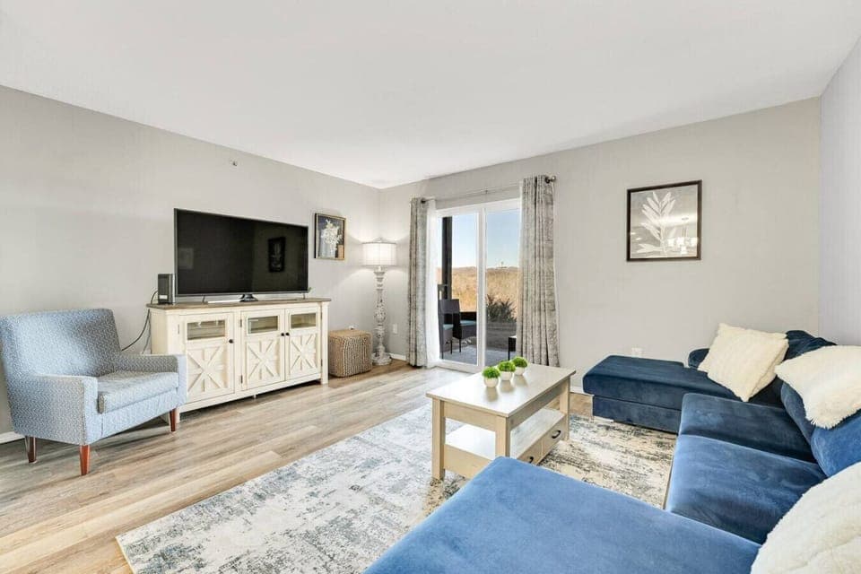 Family room of unit 2