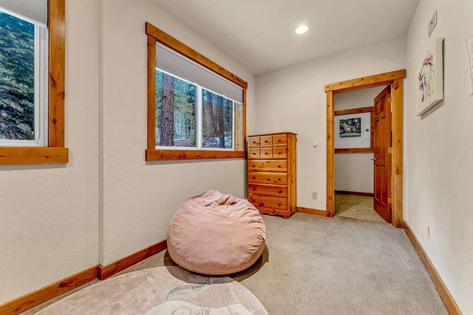 Bedroom 3: Twin-over-full bunk bed with twin pullout bed, en-suite bathroom, first floor