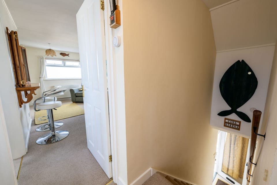 Casa Sirena Apartment, Newquay: The apartment is accessed via one flight of stairs