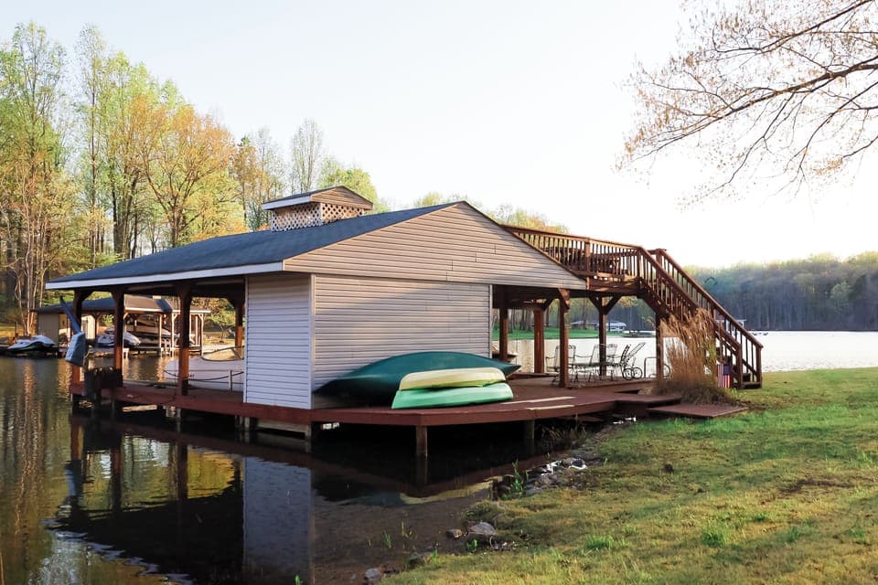 Fishing poles, kayaks, canoes all for guest use!