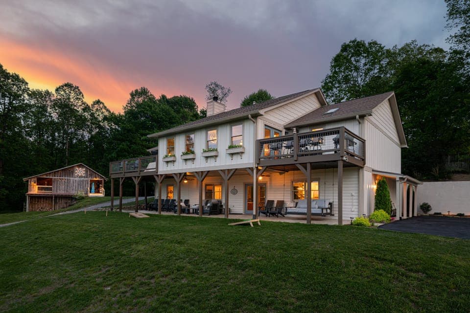 A Consciously Curated Home!