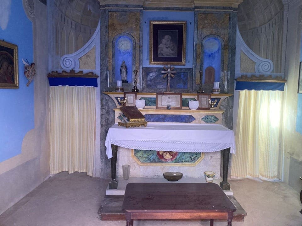 Watercraft, Boat, Apartment, Marina, Outdoor Furniture, Shade, Boats And Boating--Equipment And Supplies, Balcony, Resort, Dock