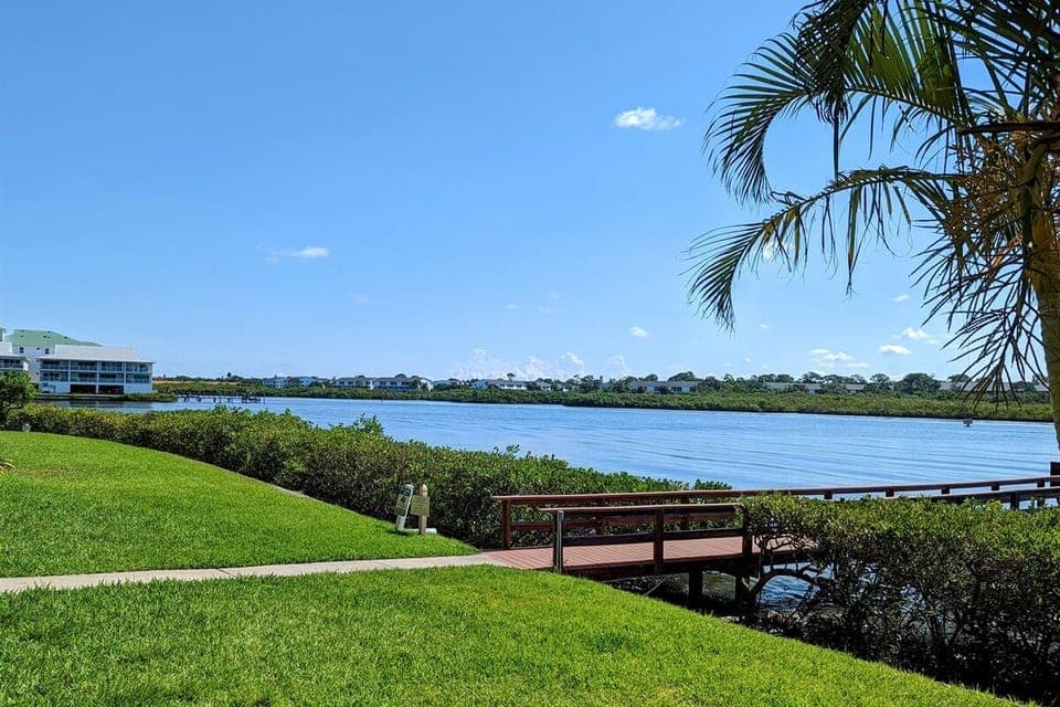 Sea Club Grounds