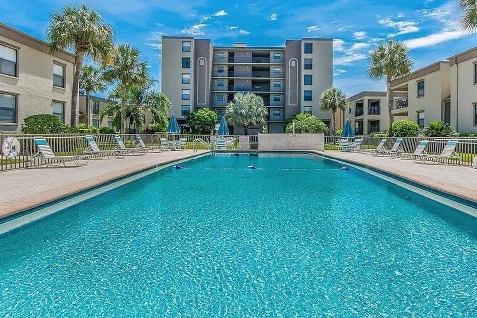 Sea Club pool