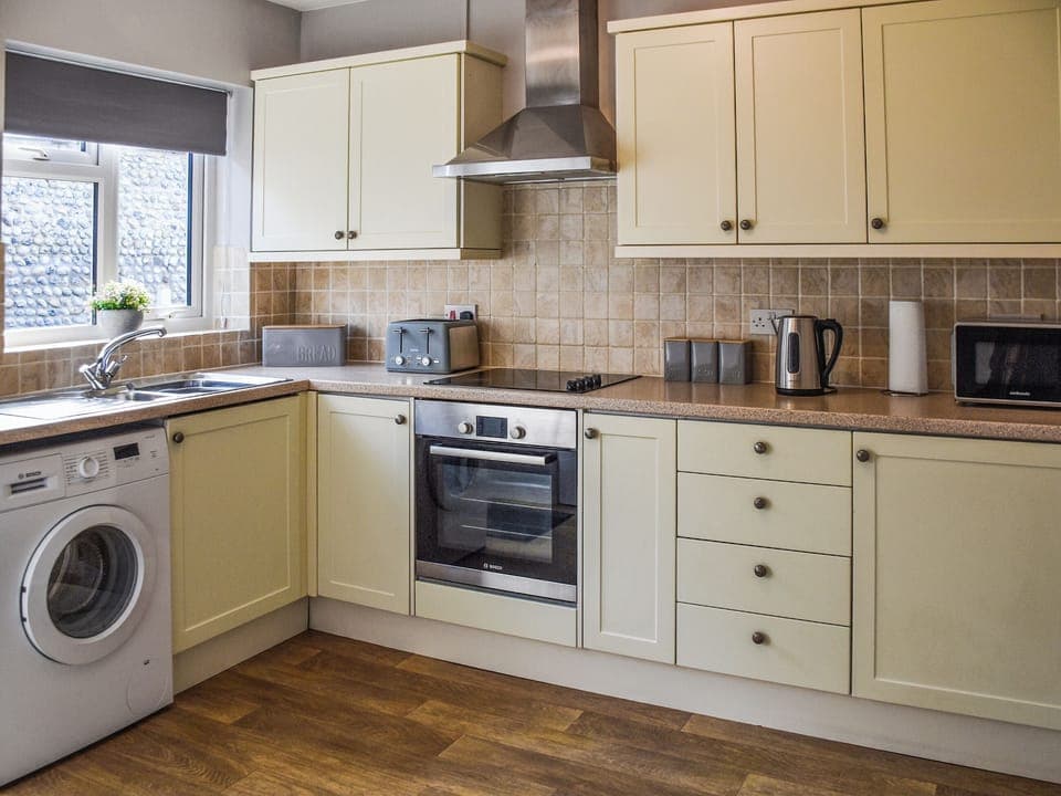 Kitchen | Sarah&rsquo;s Seaside Bliss, Cromer