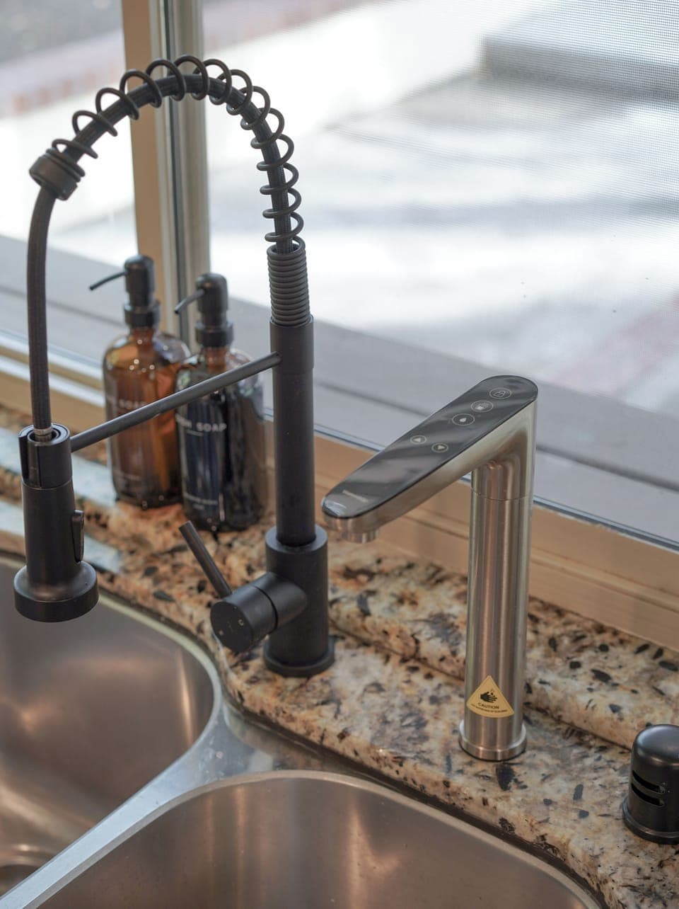 Enjoy Clean Pure Sweet H2O
+Instant hot water!
Better than bottled Water 