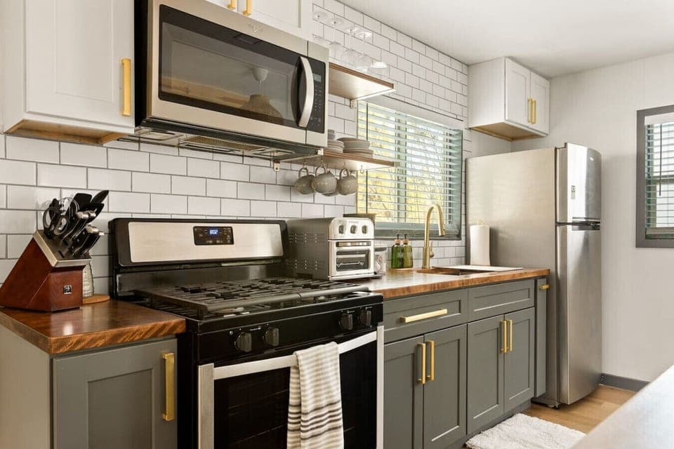 Unleash your inner chef (or just brew a perfect cup of coffee!) in our fully equipped kitchen.