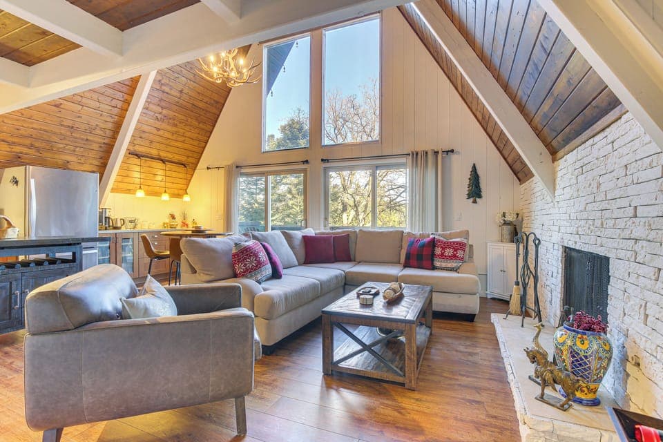 Living Room | 3-Story Cabin | Gas Fireplace | Central A/C & Heating