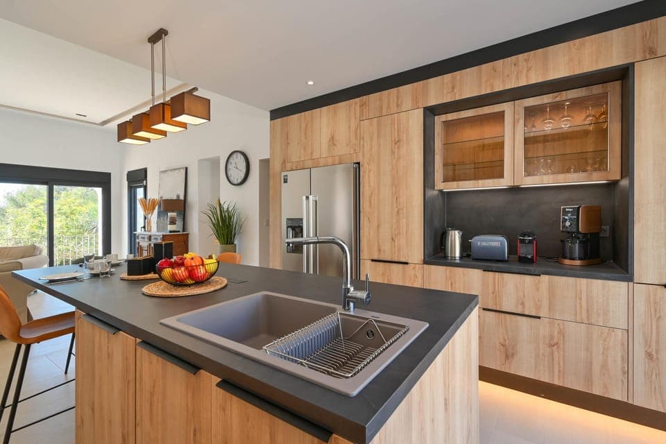 Open kitchen