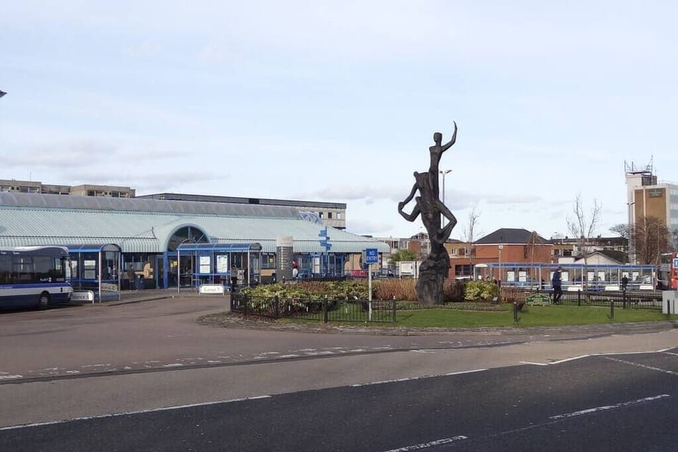 Glanrothes sculpture 