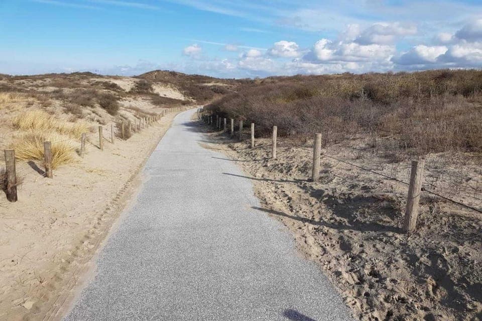 Surroundings [summer] (1-5 km)