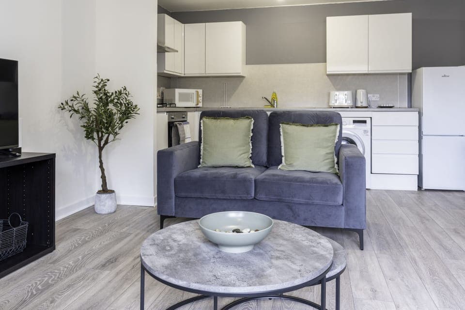 Living Room / Lounge