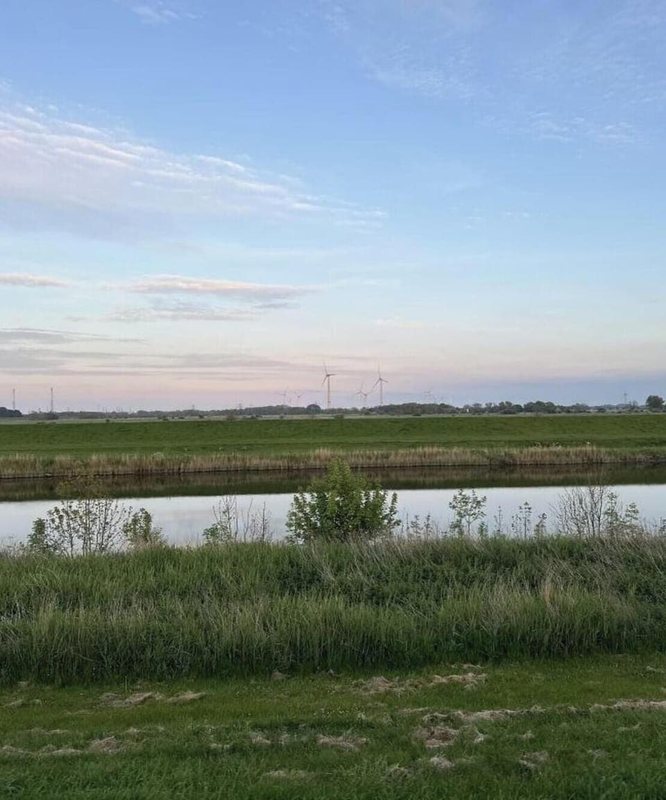 Surroundings [summer] (1-5 km)