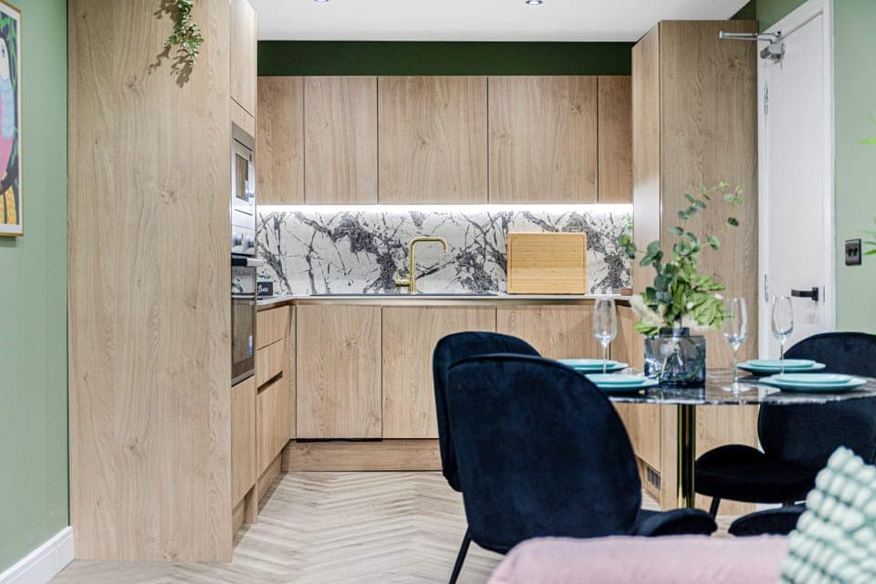 Cook, dine and relax