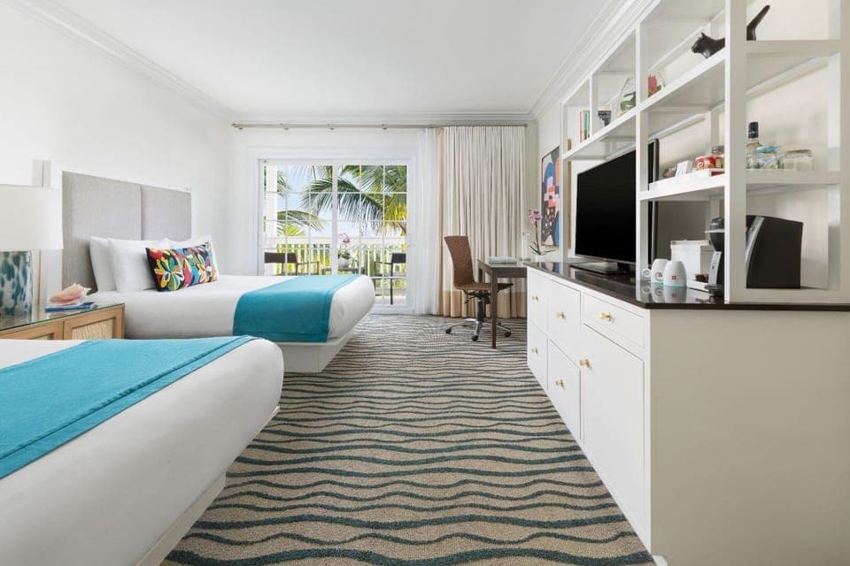 Unit with 2 Queen size beds