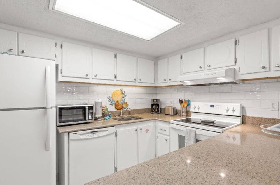 You have every appliance and amenity you could possibly need to feed the family.