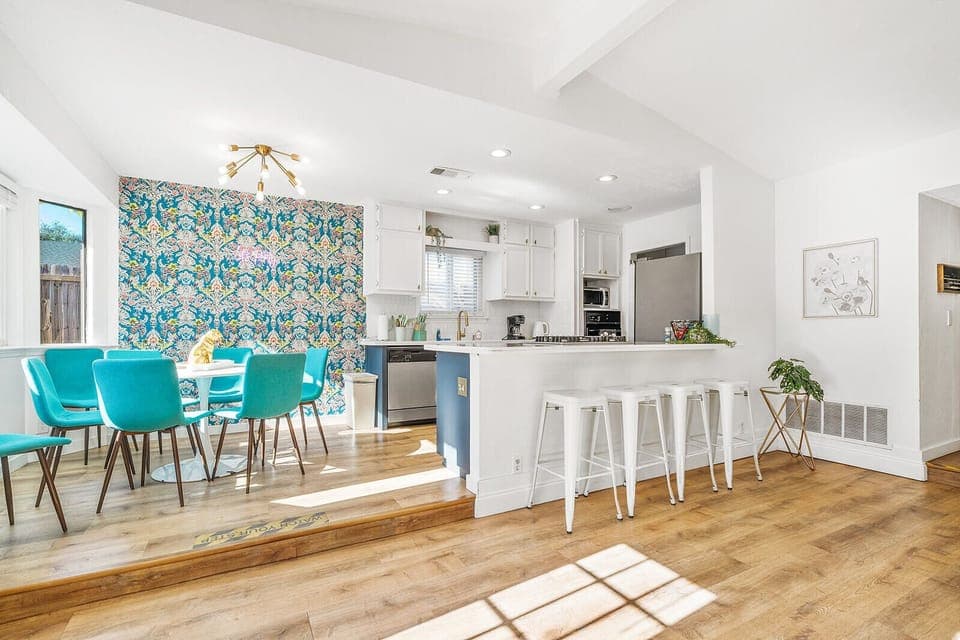 A luxurious dining area 🍽️✨ where every detail has been thoughtfully designed for comfort and elegance.