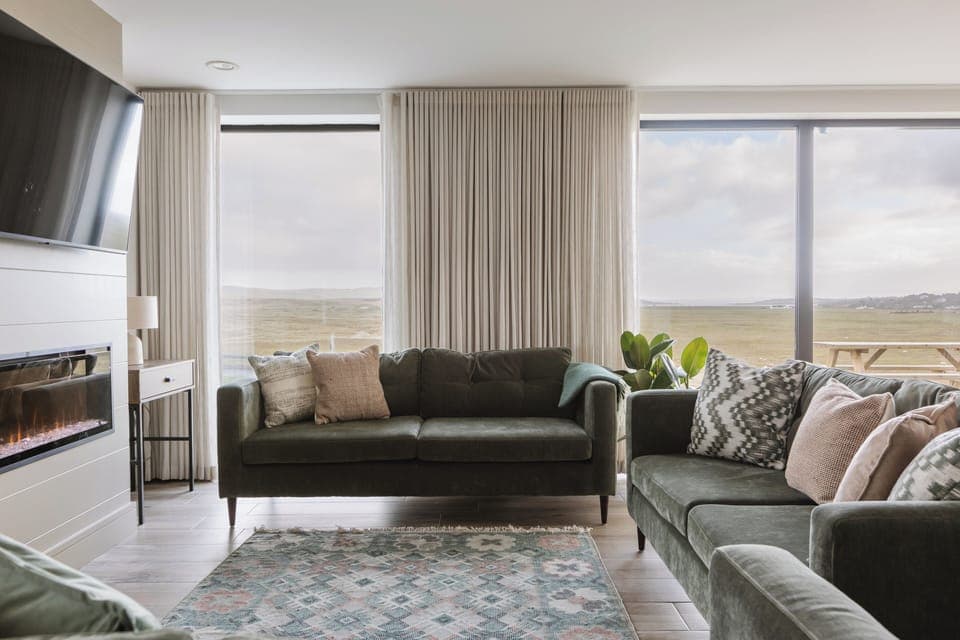 Pollan sitting room @Ballyliffin Beach Houses