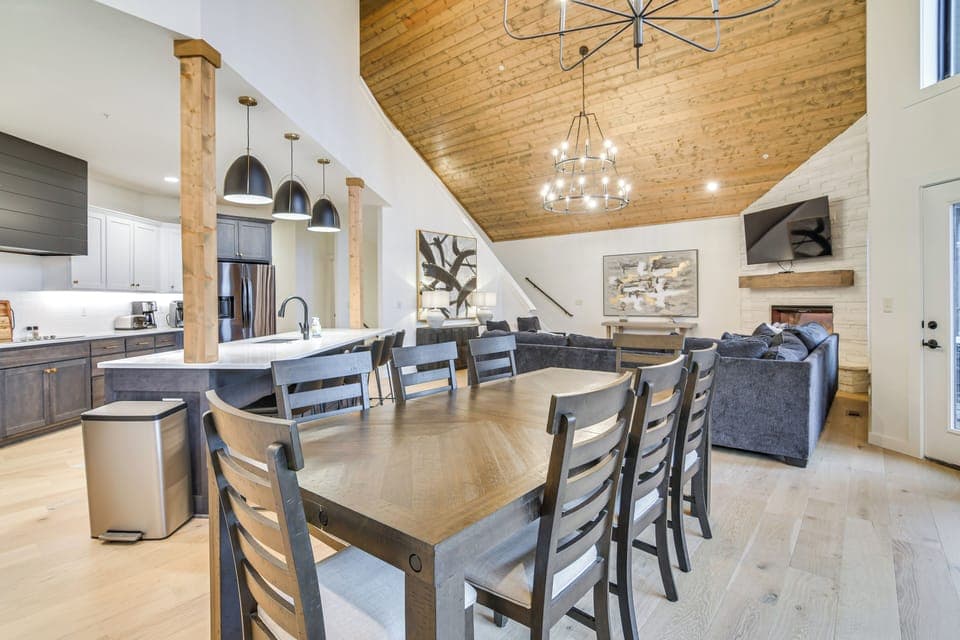 Dining Room | Main Level | Dishware & Flatware