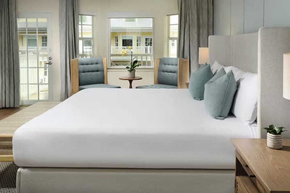 Unit with King size bed