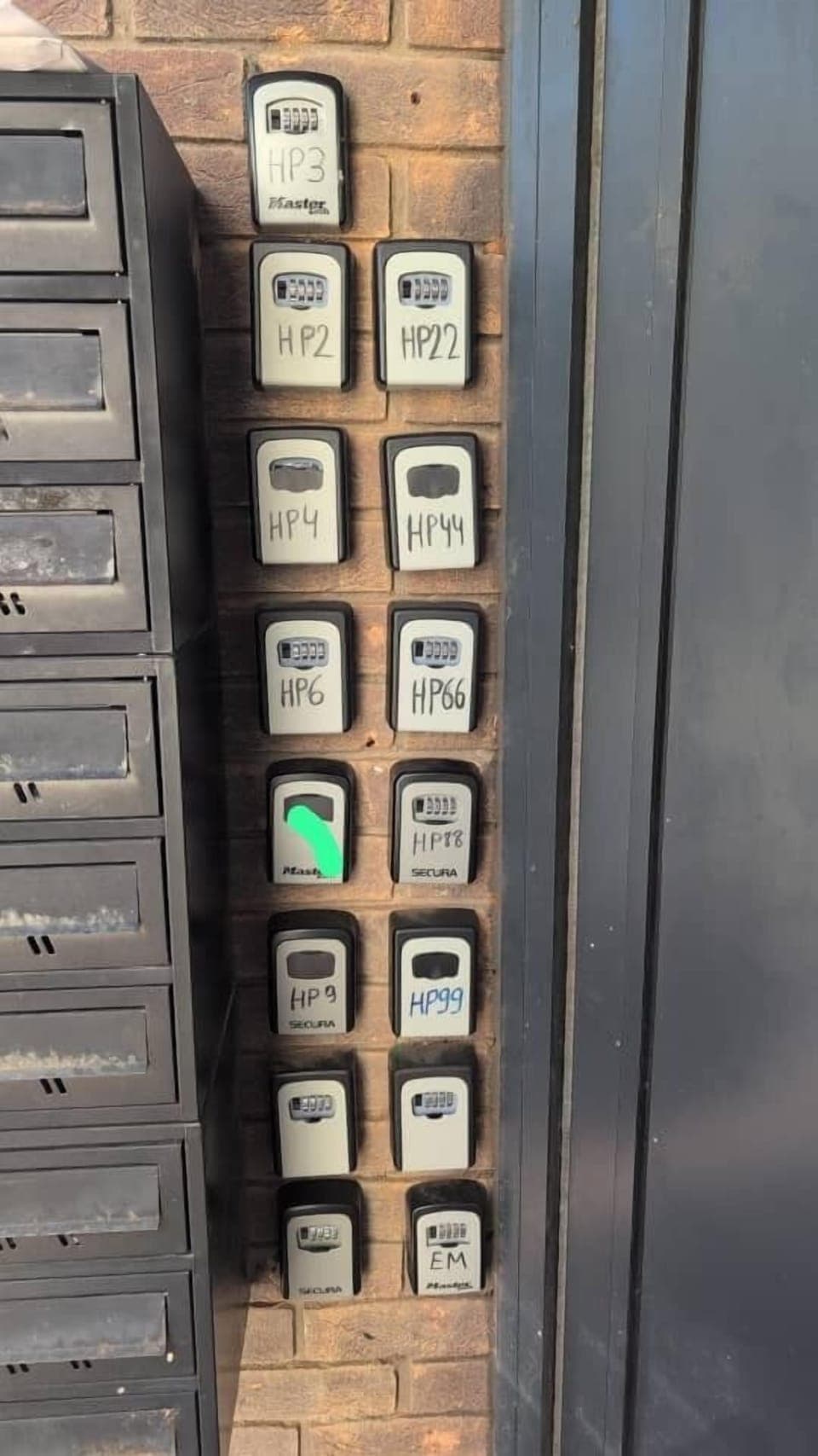 Key safe lock for flat 8