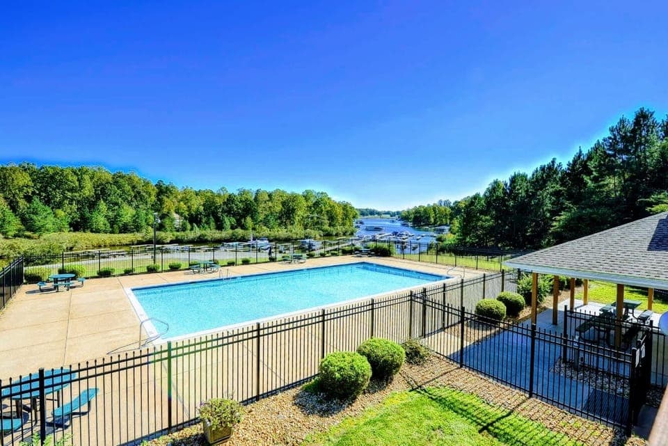 Enjoy access to community swimming pool, tennis courts, pickle ball, beach, and playground. The community pool is open from Memorial Day weekend through Labor Day!