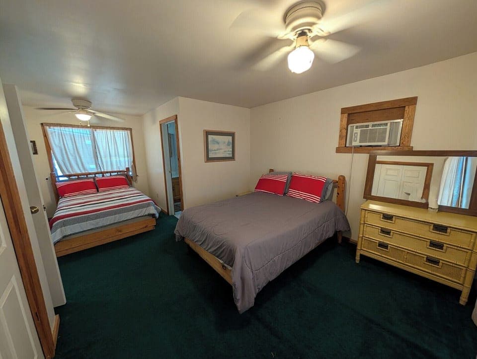 PXL_20250203_175527715.MP2