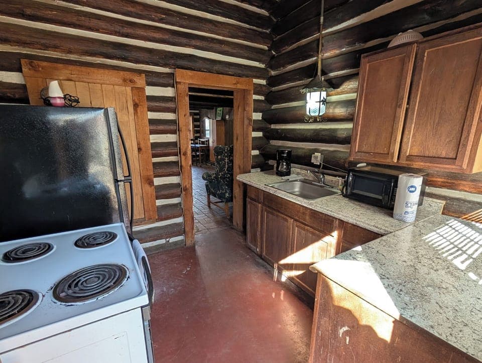 PXL_20250213_203540816.MP201