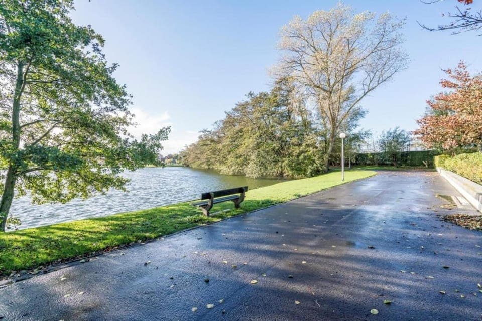 Region [summer] (>5 km)