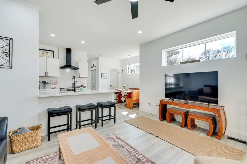 Knoxville Vacation Rental | 3BR | 2BA | Stairs Required | 1,424 Sq Ft