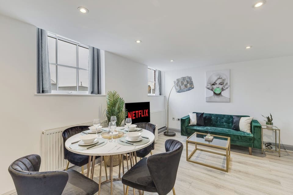 Bridgefoot House 5-33