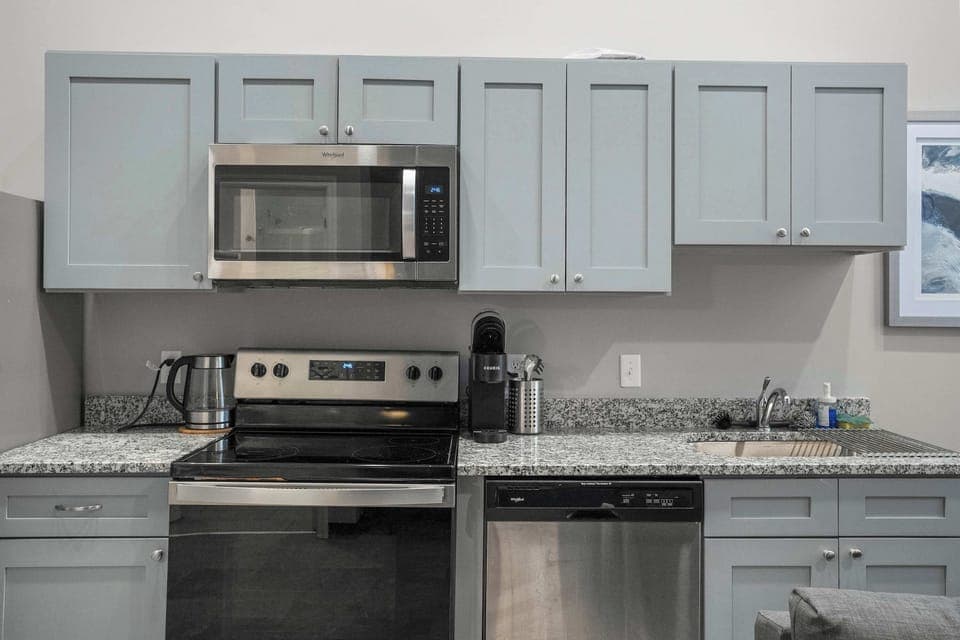 Fully equipped kitchen