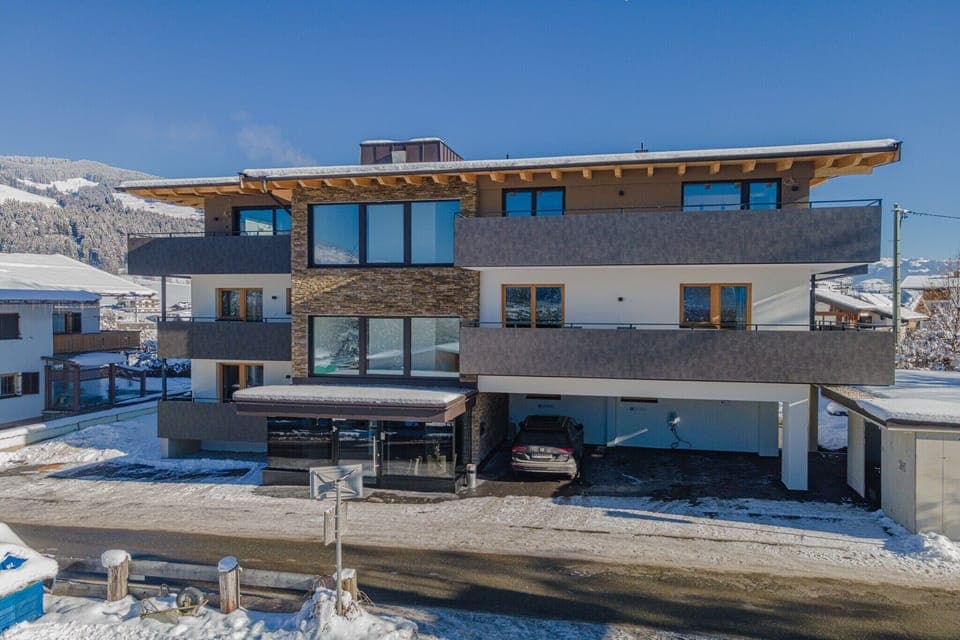 Holiday Home Exterior [winter]