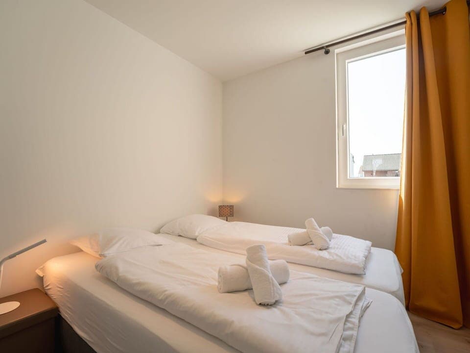 Wall, Bedroom, Wood, Floor, Bed, Interior Design, Bed Sheet, Flooring, Bedding, Ceiling