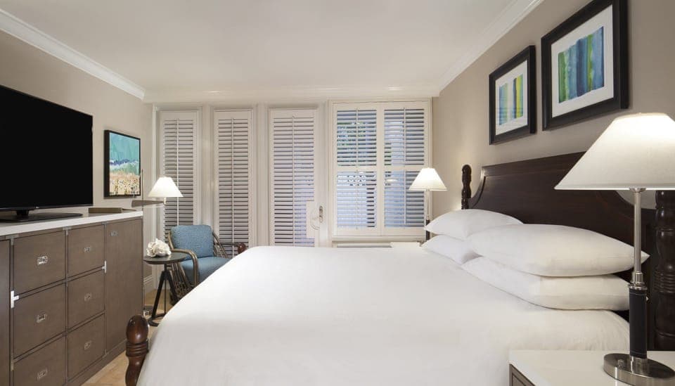 Unit with King size bed