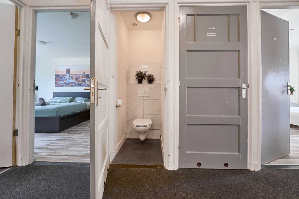 Entrance on the left and shared toilet can be used as well
