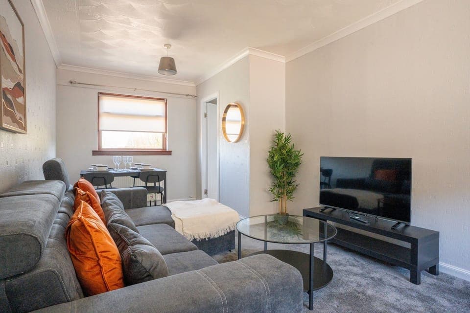 Living Room / Lounge