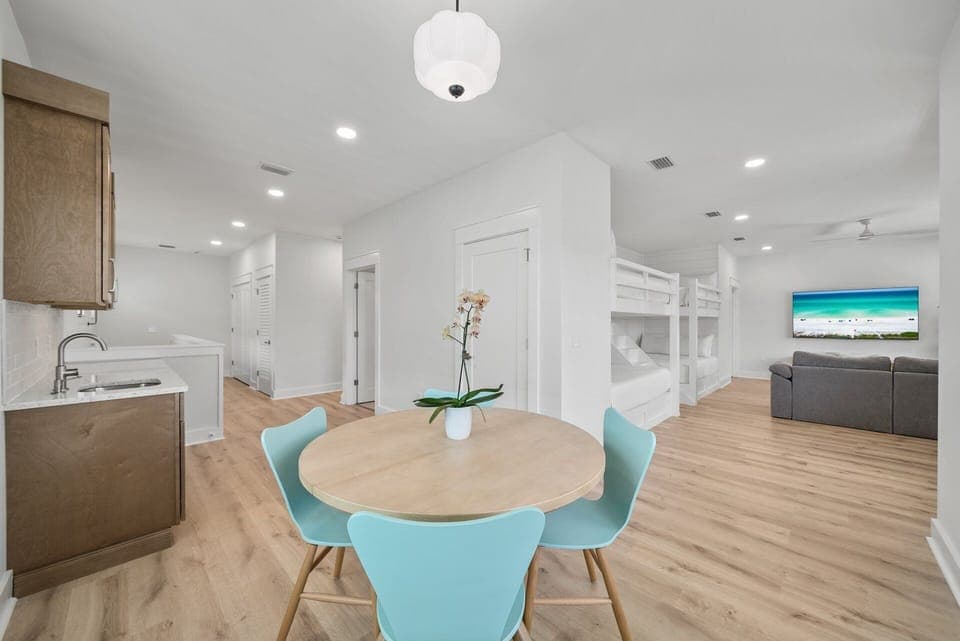 Sandbar Drift | Extra Dining Area | Entertainment Area | Wet Bar