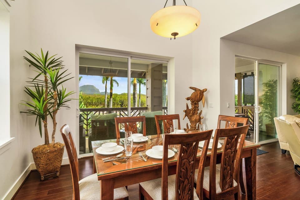 Hawaiian style dining area~formal and casual meals