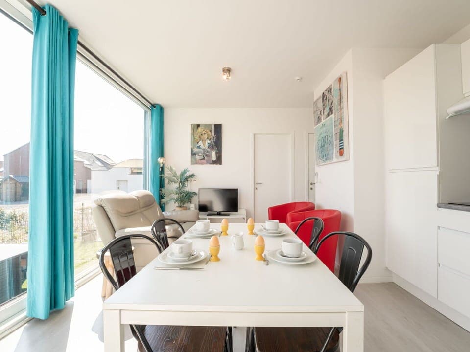 Apartment, Paint, Chair, Balcony, Hotel, Penthouse Apartment, Aluminium